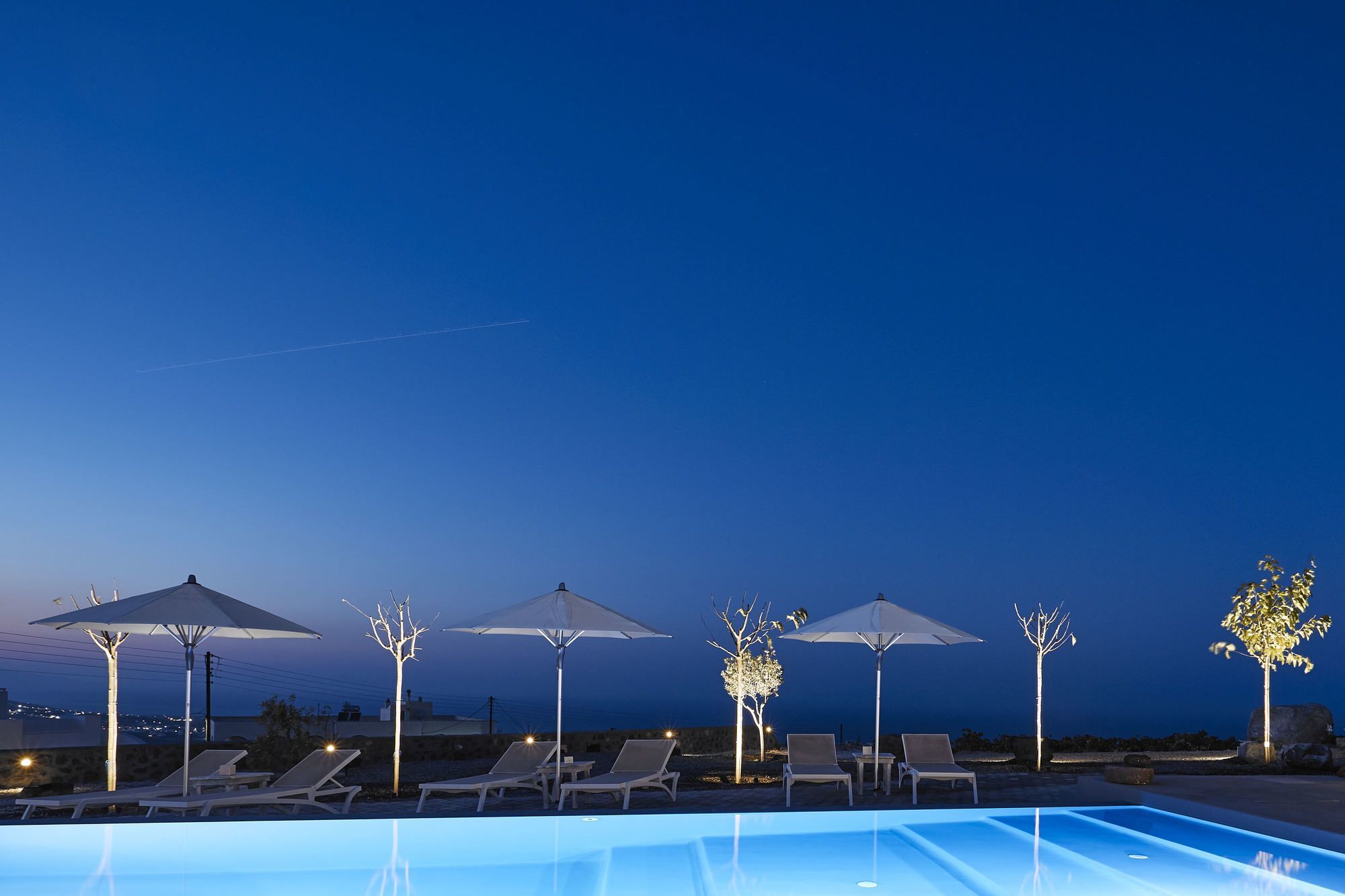 Nova Luxury Suites Pyrgos Kallistis Exterior foto